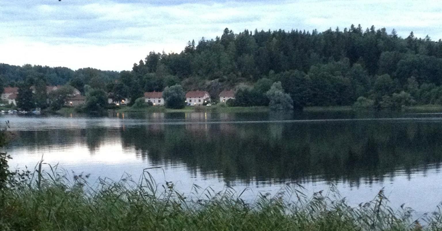 En liten sjö i Sverige; Foto: Christina Hallmert